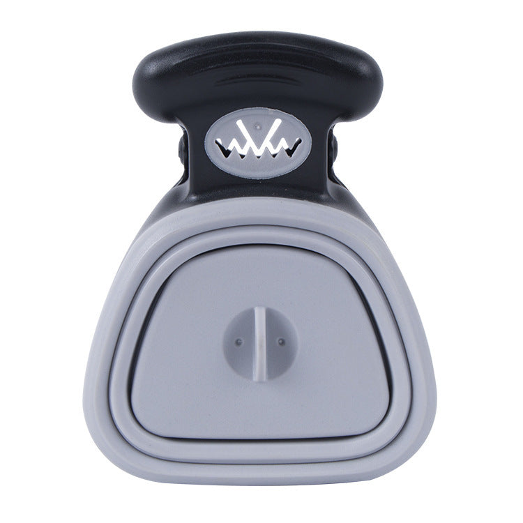 Easy Clean-Up: Foldable Pooper Scooper for Happy Dog Walks!